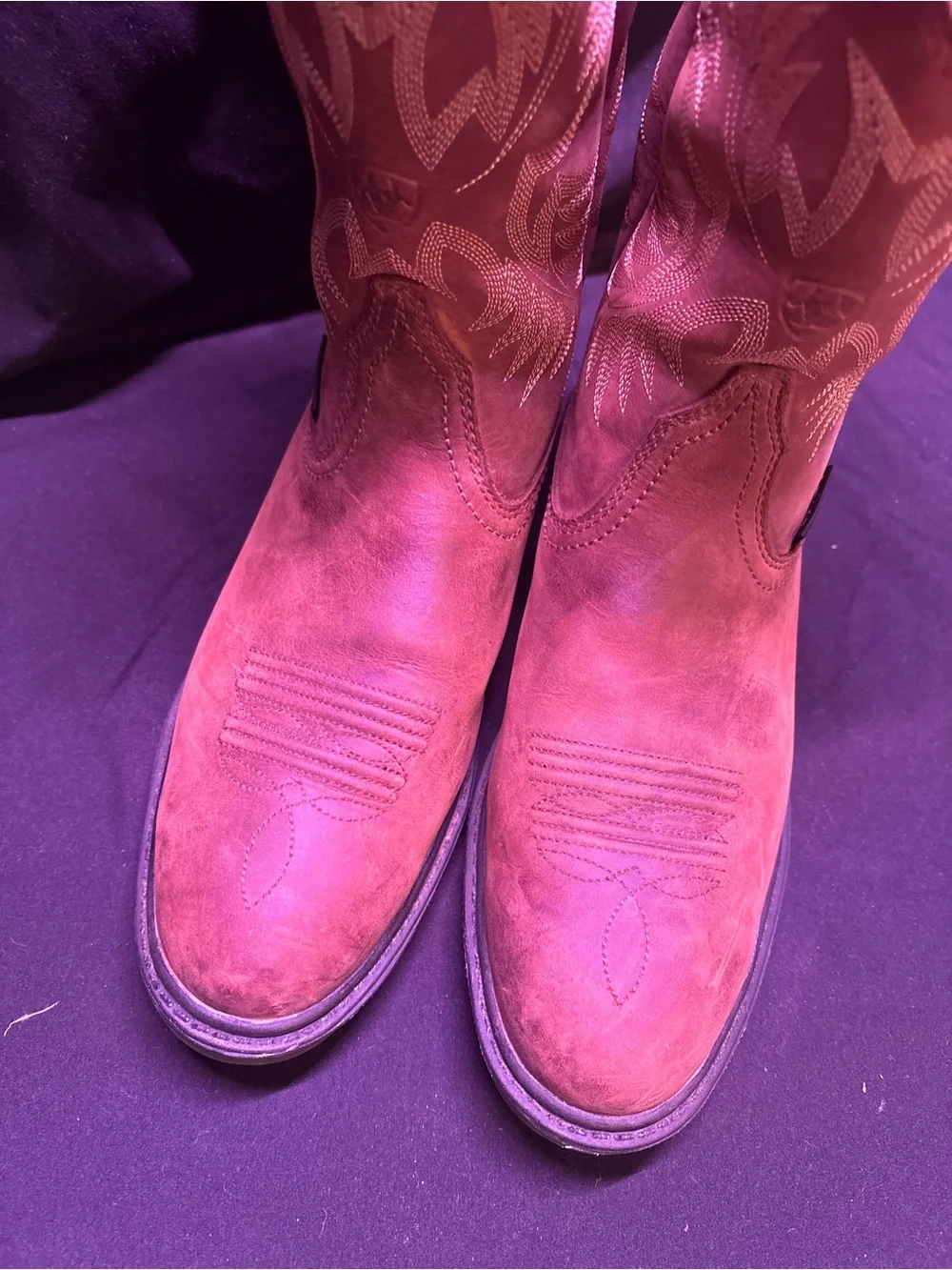 Ariat  Leather Men's Western Boot with Stitch Accents